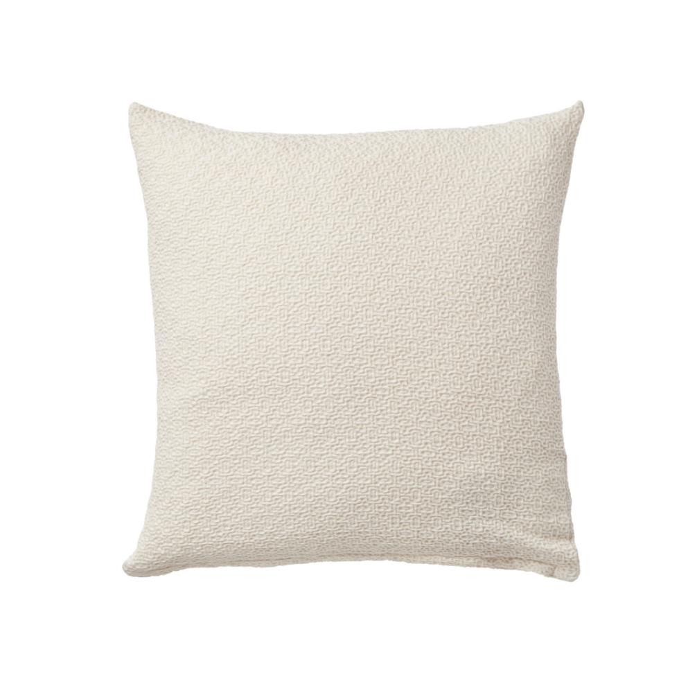 cream-textured-pillow-20